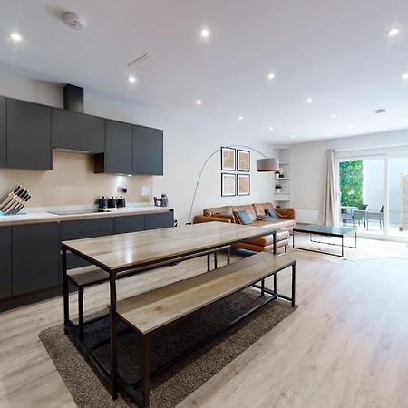Stylish 2Bed Flat 10Min To Wimbledon Tennis Courts Лондон Экстерьер фото