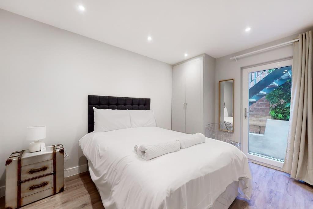 Stylish 2Bed Flat 10Min To Wimbledon Tennis Courts Лондон Экстерьер фото