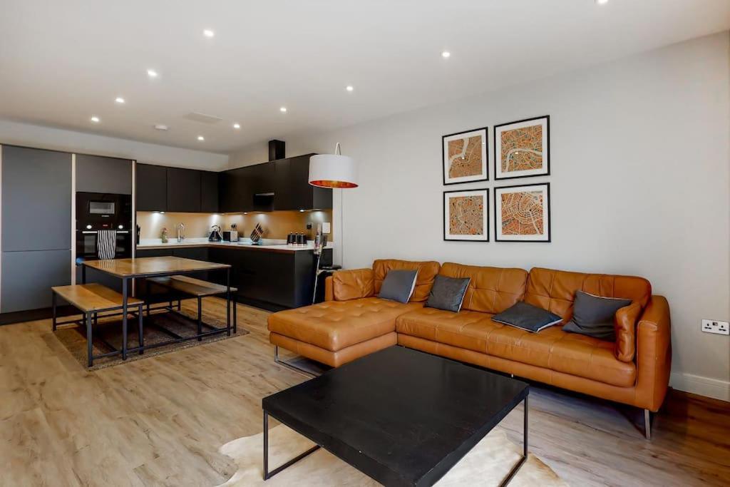 Stylish 2Bed Flat 10Min To Wimbledon Tennis Courts Лондон Экстерьер фото