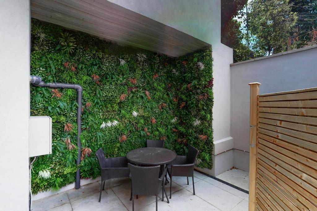 Stylish 2Bed Flat 10Min To Wimbledon Tennis Courts Лондон Экстерьер фото